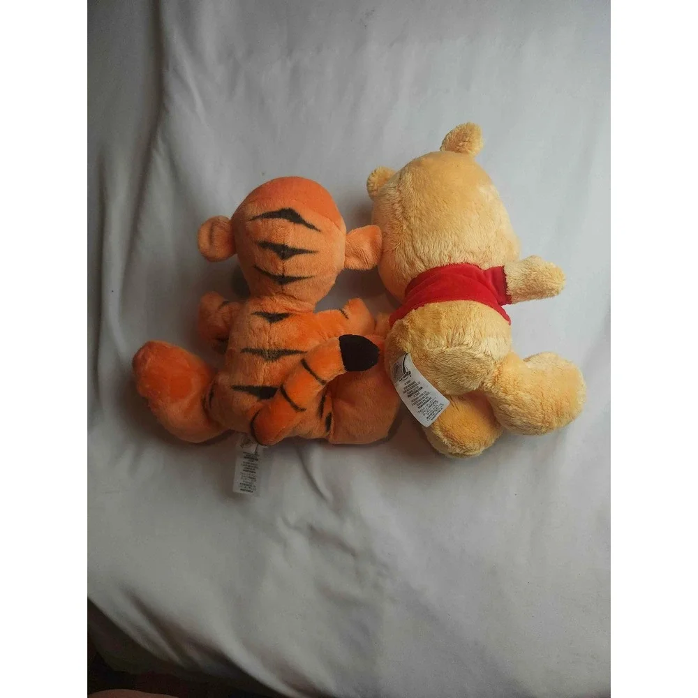 Disney Winnie the Pooh and Tigger Plush Stuffed Animal Lot of 2
